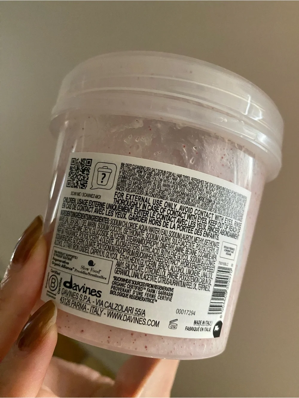 Davines  SOLU Sea Salt Scrub Cleanser New With Box